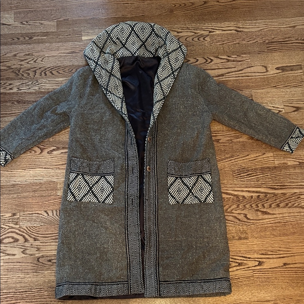 Chic Mixed Neutrals Coat with Patterned Accents